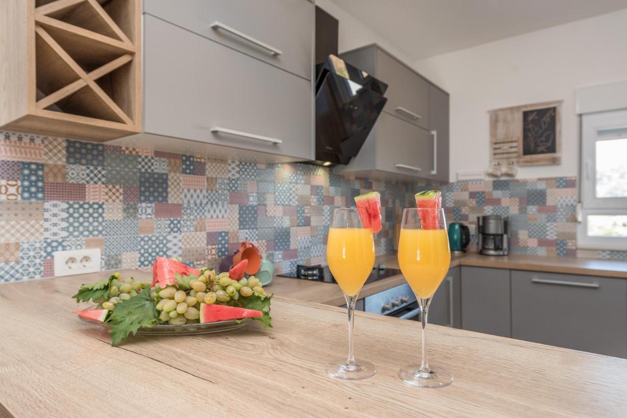 Apartmani Dmarie Privlaka  Eksteriør bilde