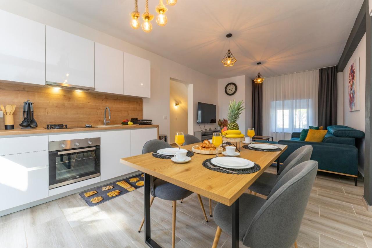 Apartmani Dmarie Privlaka  Eksteriør bilde